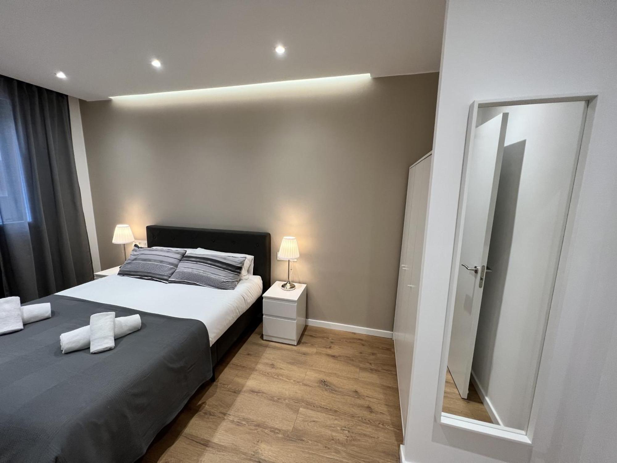 Apartamenticos Plaza Las Armas III Zaragoza Ngoại thất bức ảnh