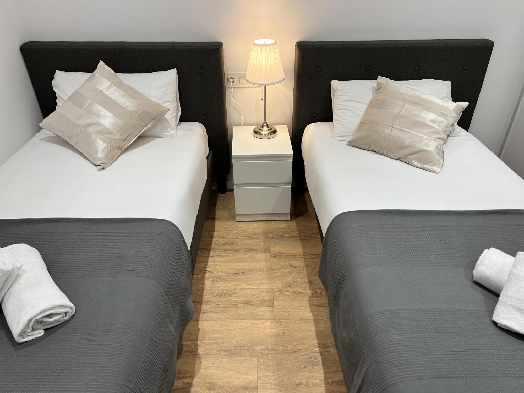 Apartamenticos Plaza Las Armas III Zaragoza Ngoại thất bức ảnh